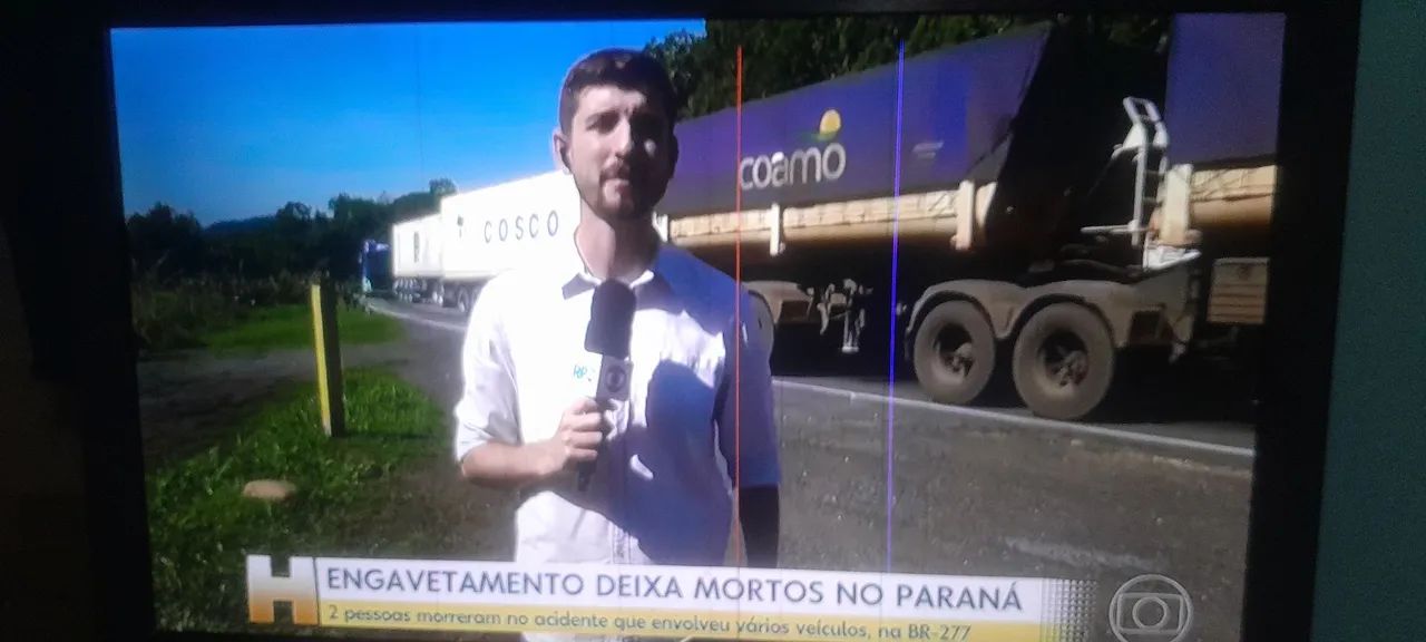 Vendo TV B buster de 32 polegadas no precinho pra vender logo 