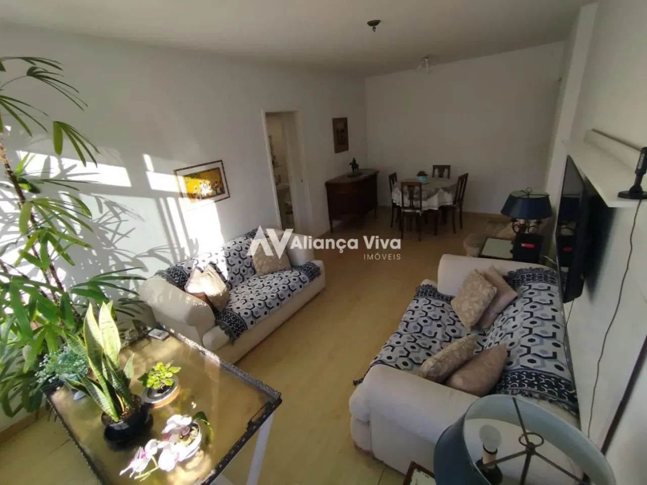 Leblon | Apartamento 3 quartos, sendo 1 suite - Foto 2
