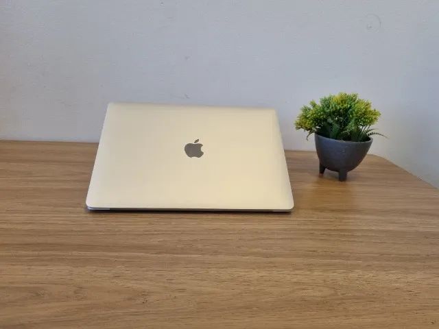 MacBook本体 APPLE MacBook Pro Core i5 256gb 2017 Apple MacBook Pro 2017 - Core i5 | 256GB SSD | Dual Core | 8GB
