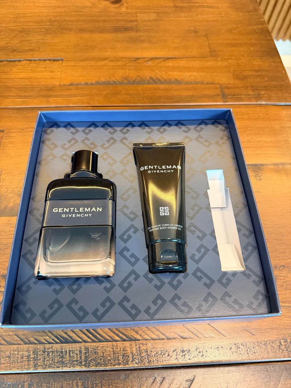 Perfume Givenchy Gentleman 100ml - Foto 2