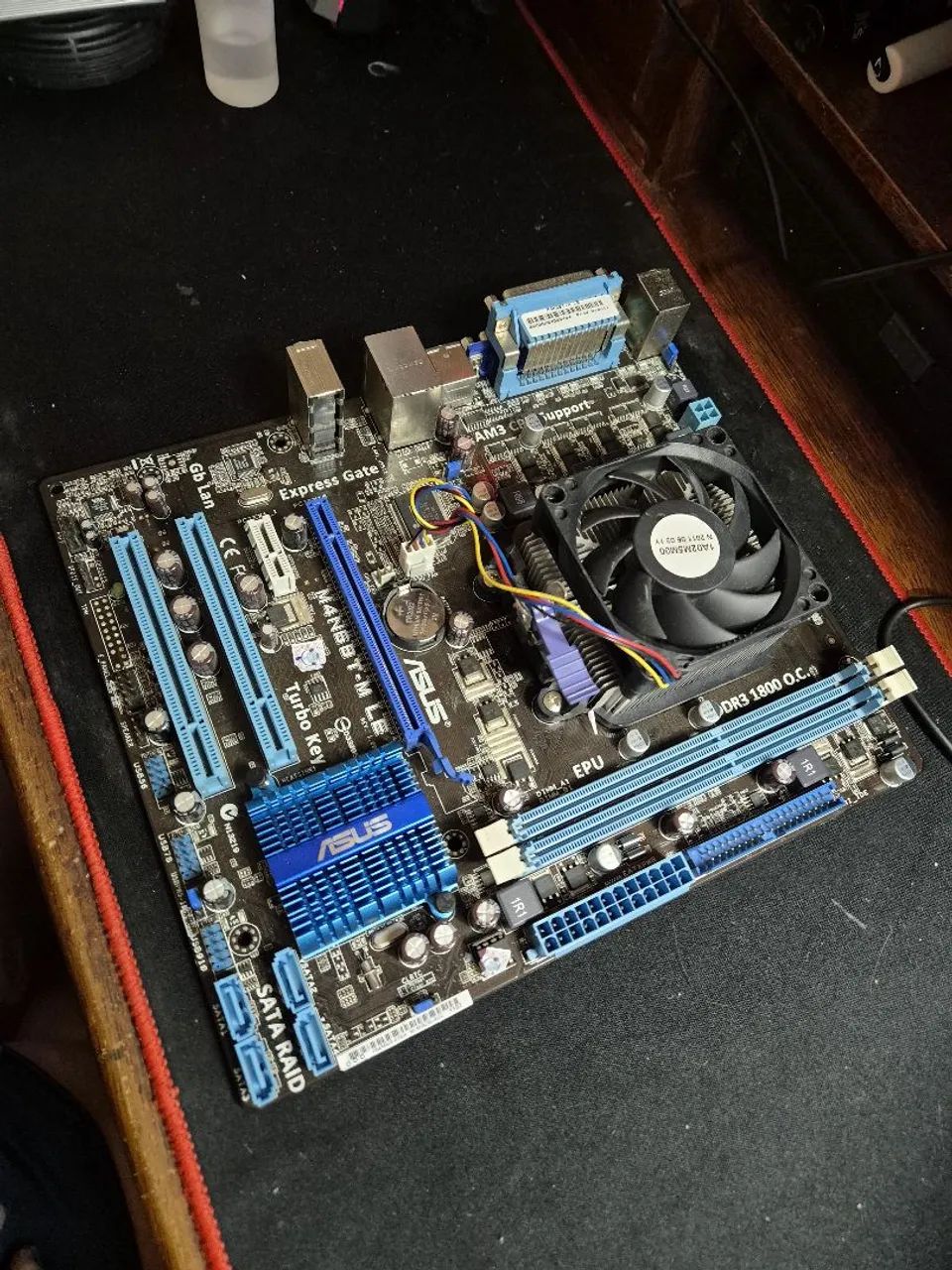 Placa mãe ASUS m4n68t m le - Foto 2