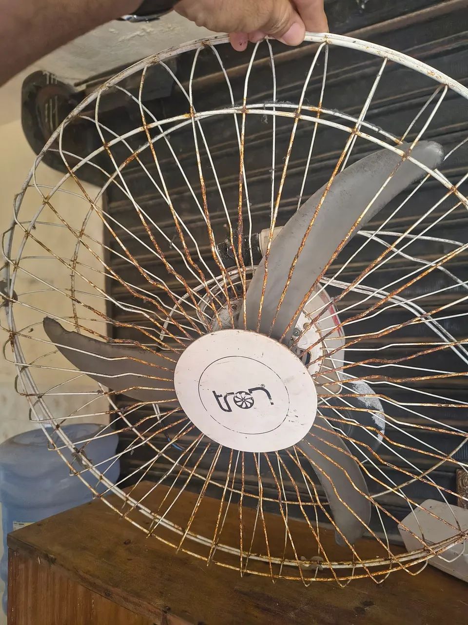 2 Ventiladores de parede - Foto 2