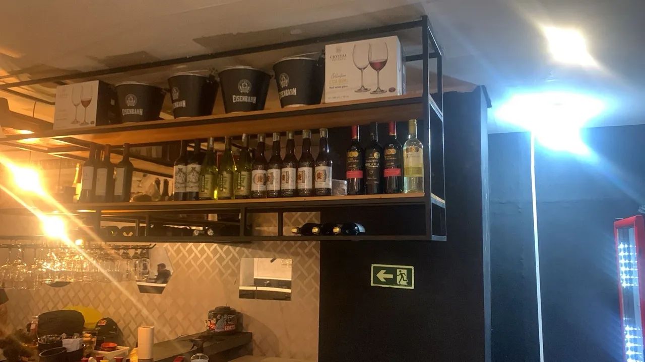 Bar aéreo/Bar suspenso