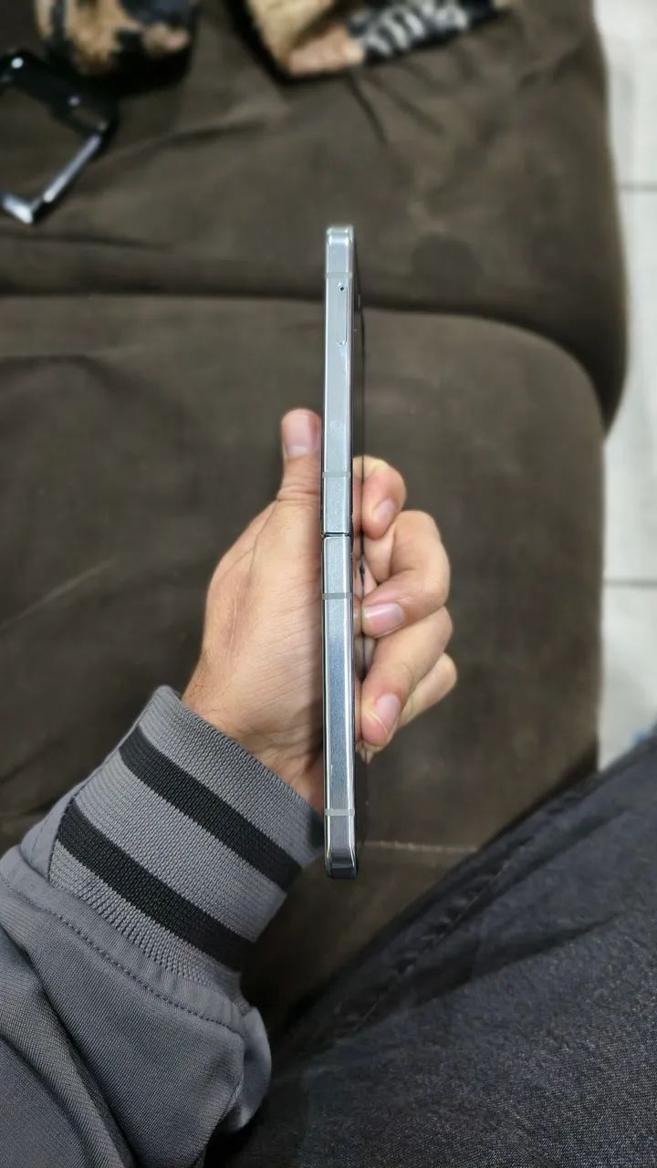 Galaxy Flip5 512GB touch não funciona. - Foto 5