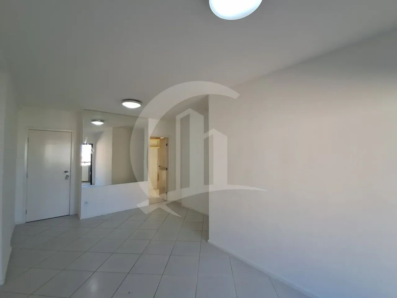 Apartamento com 3 Quartos sendo 1 Suíte para locação - Foto 3