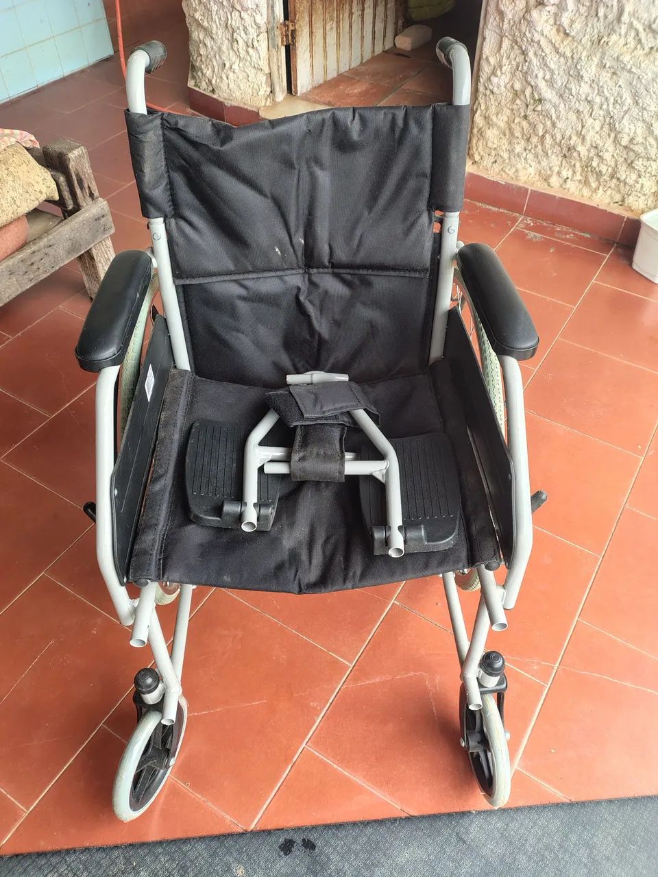 Cadeira de rodas  - Foto 3