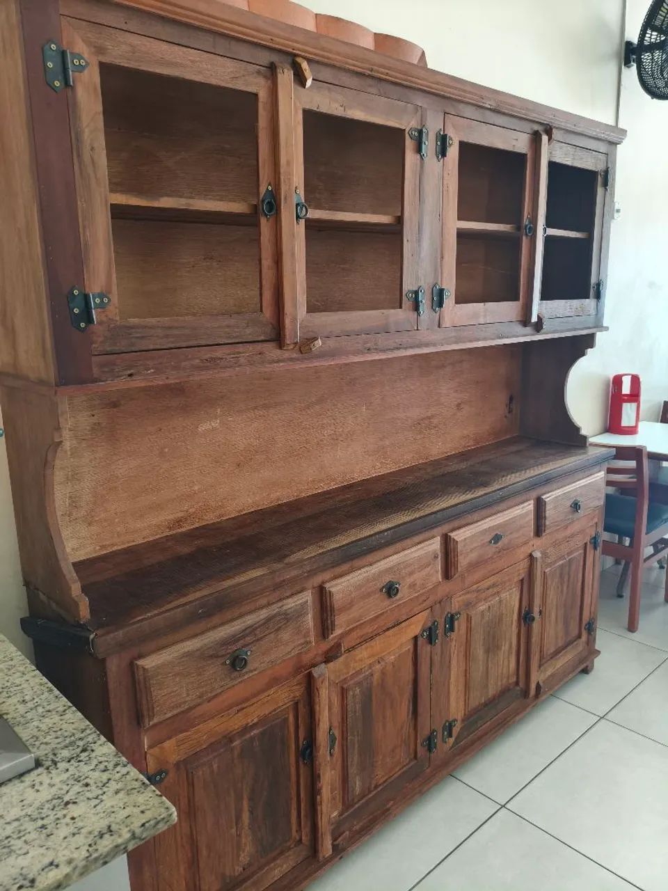 Cristaleira madeira maciça  - Foto 5