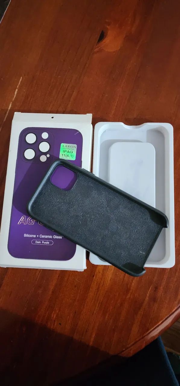 Case de proteção para IPhone 11 AG-GLASS<br>Silicone + Ceramic Glass Case - Foto 2