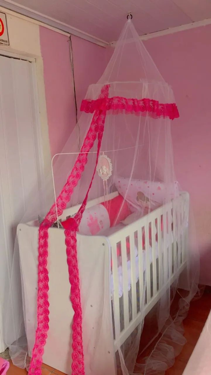 Vende-se berço branco de bebê  - Foto 2