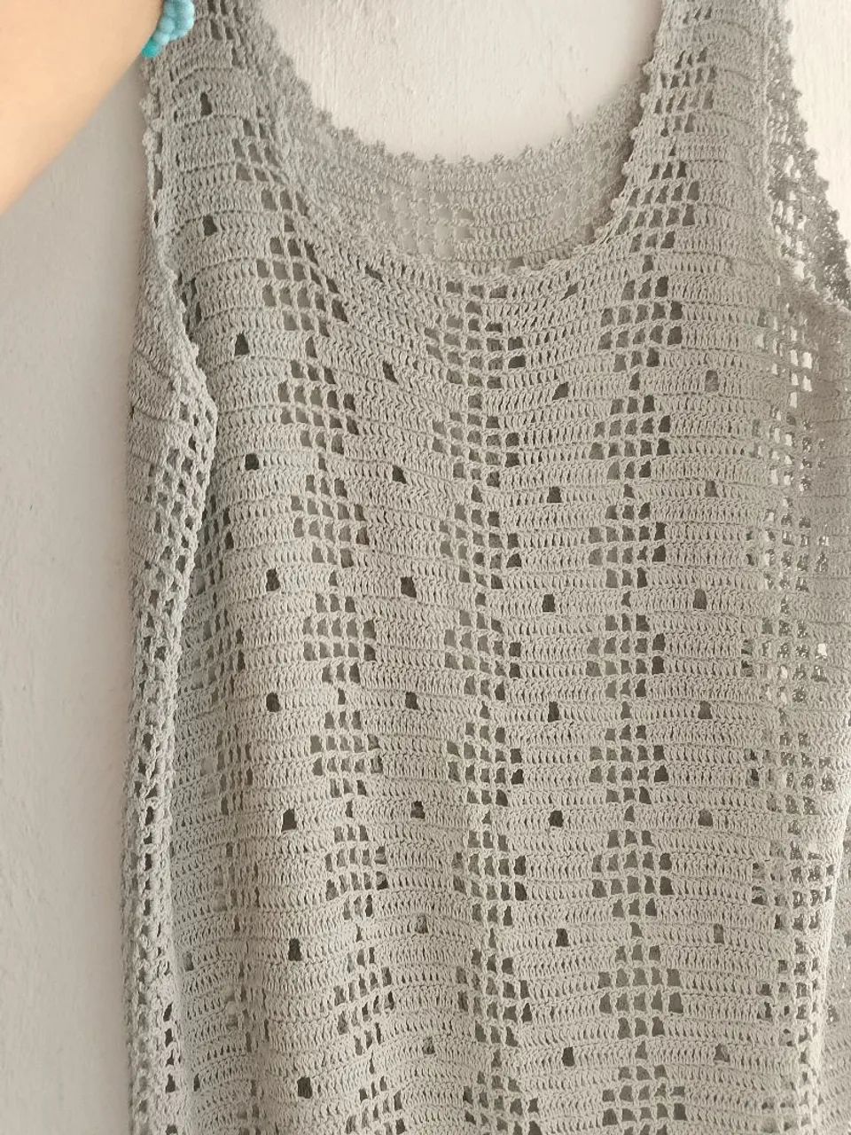 Blusas de crochê, cada 150,00