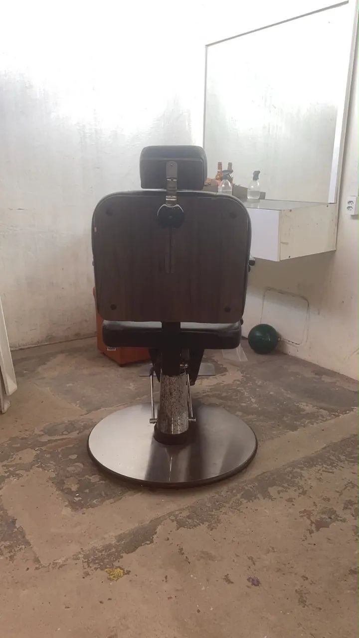 Cadeira Barber Boss( barbeiro)  - Foto 3