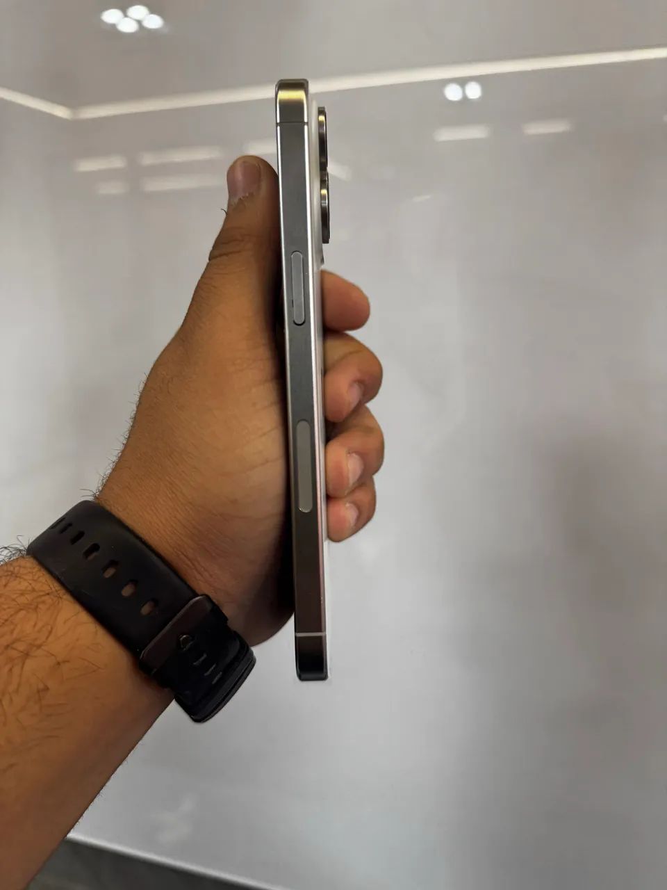 iPhone 15 Pro Max 512 gigas white - Foto 3