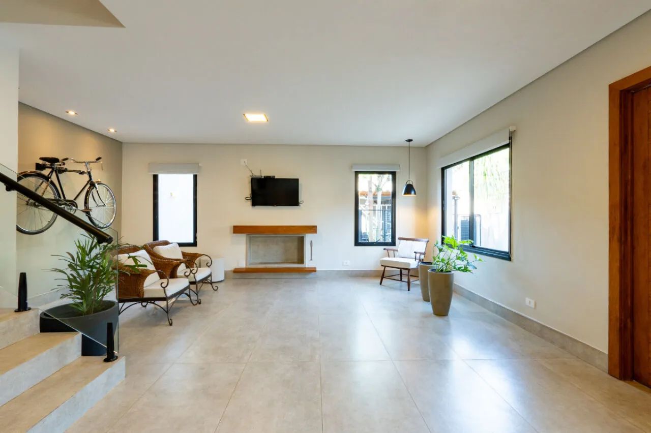 Casa de vila- 188m2 ,3 suites e 2 vagas no Brooklin