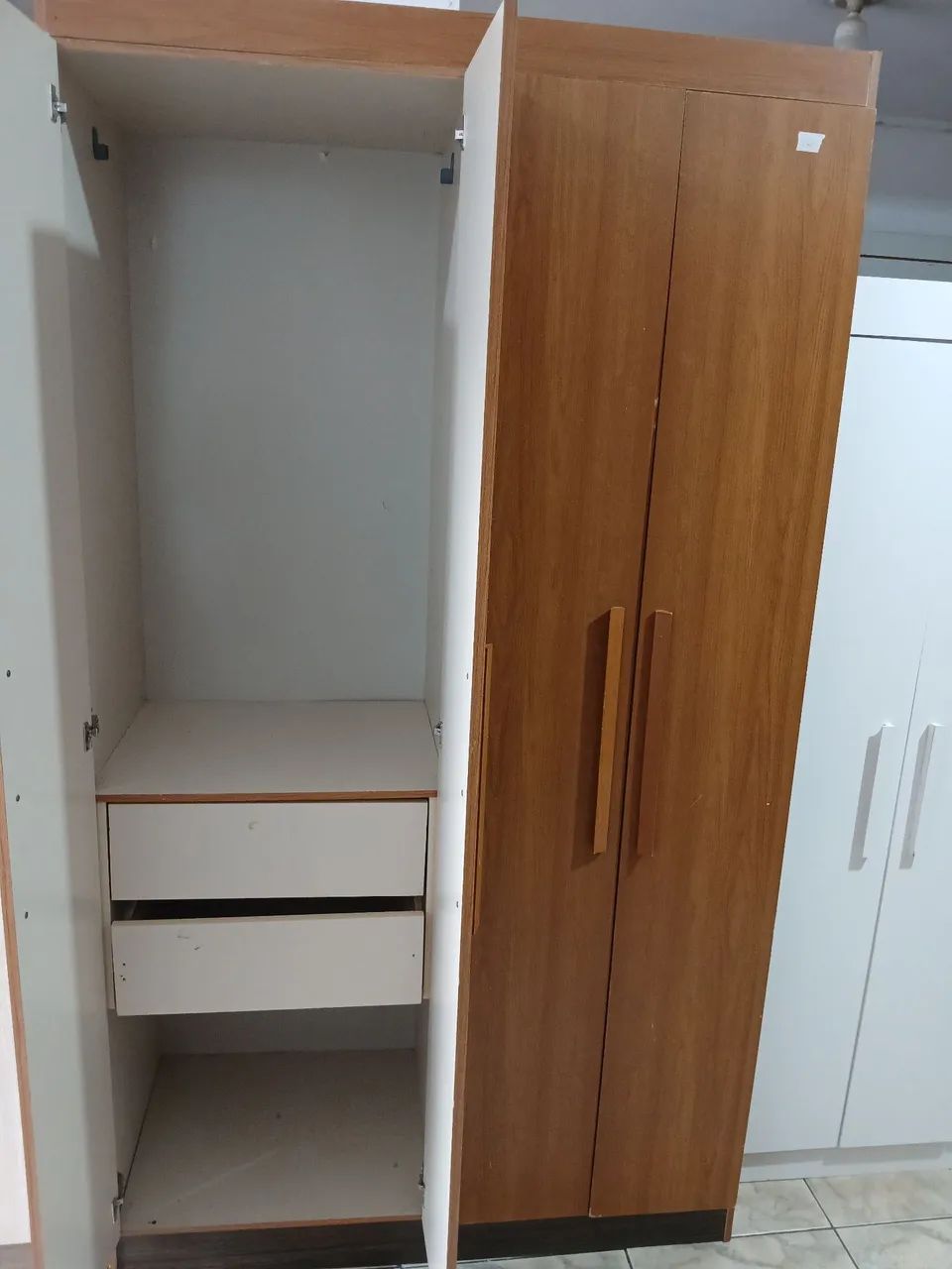 Guarda roupas de solteiro  - Foto 3