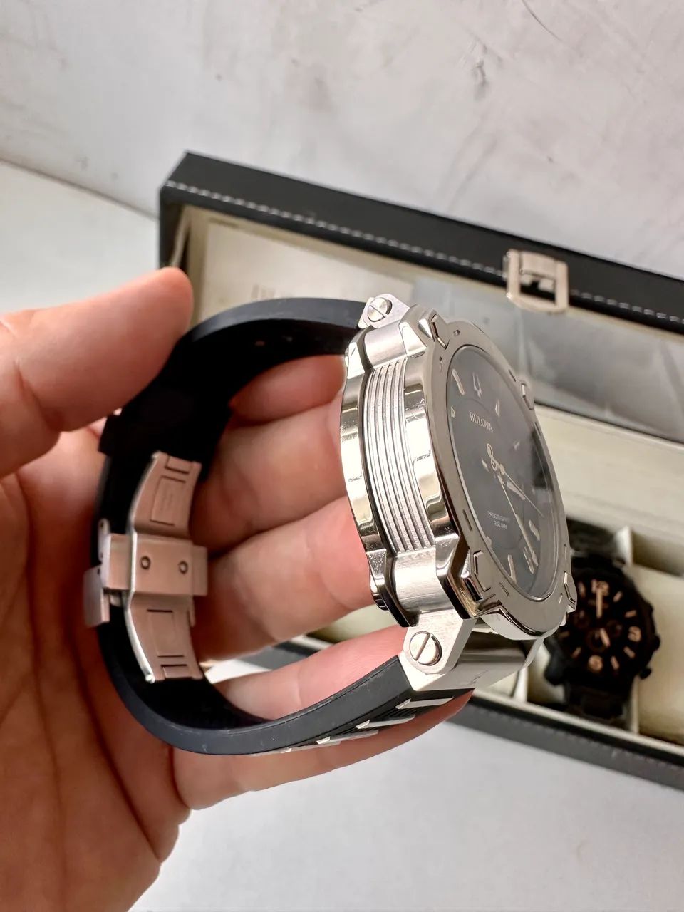 Baixei pra vender!! Bulova Precisionist  - Foto 4
