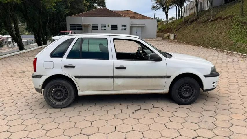 Volkswagen Gol Geração III Power 1.6 MI Total Flex Mec. 4P 2004