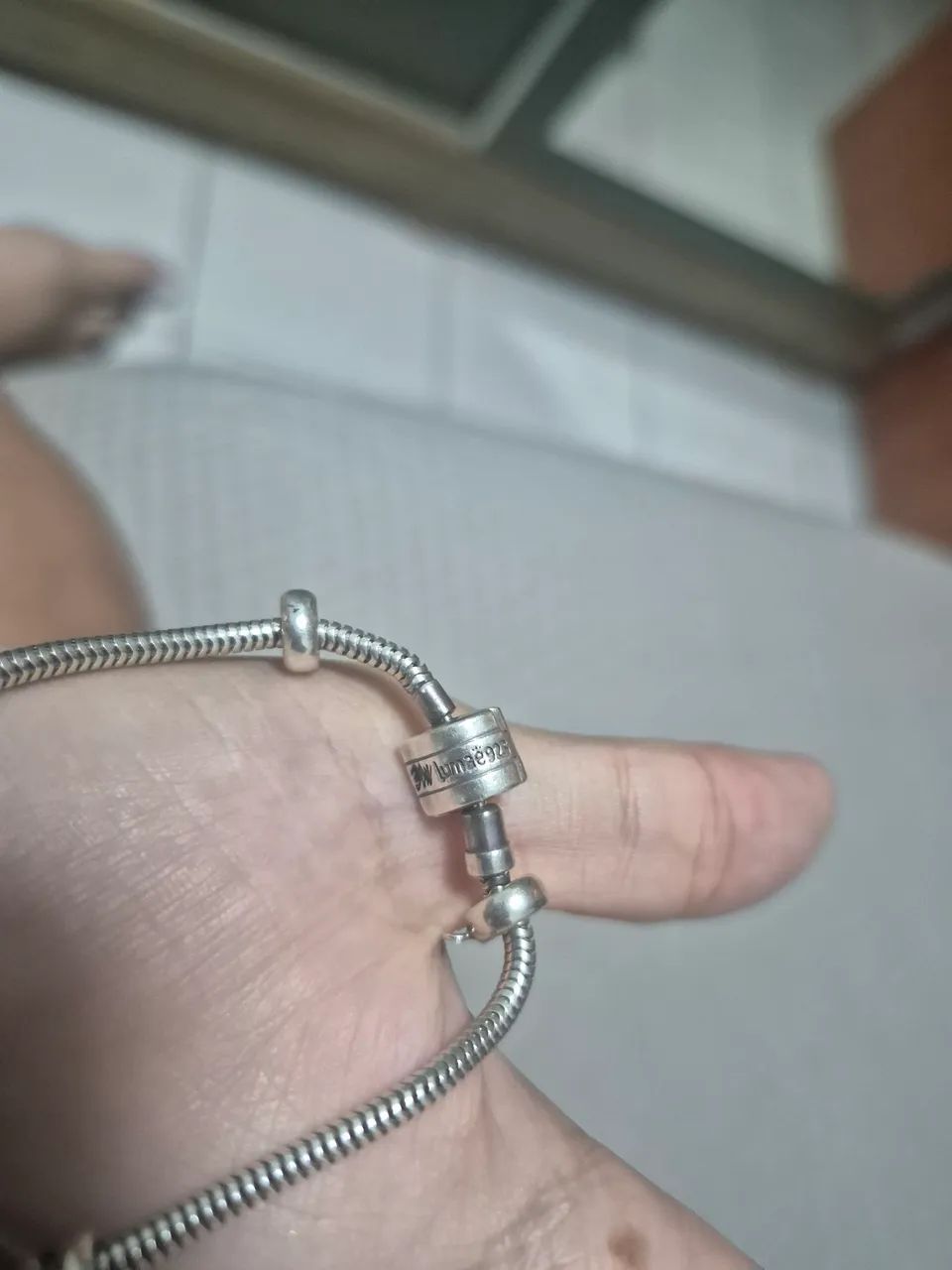 Pulseira Lumae em Prata 925, acompanhada de 3 berloques. - Foto 2
