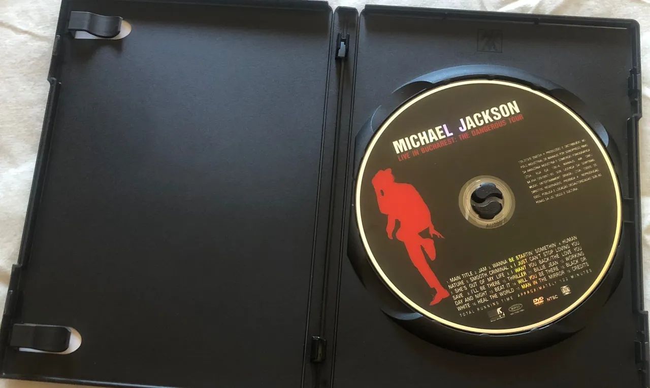DVD Michael Jackson Live In Bucharest: The Dangerous Tour - CDs