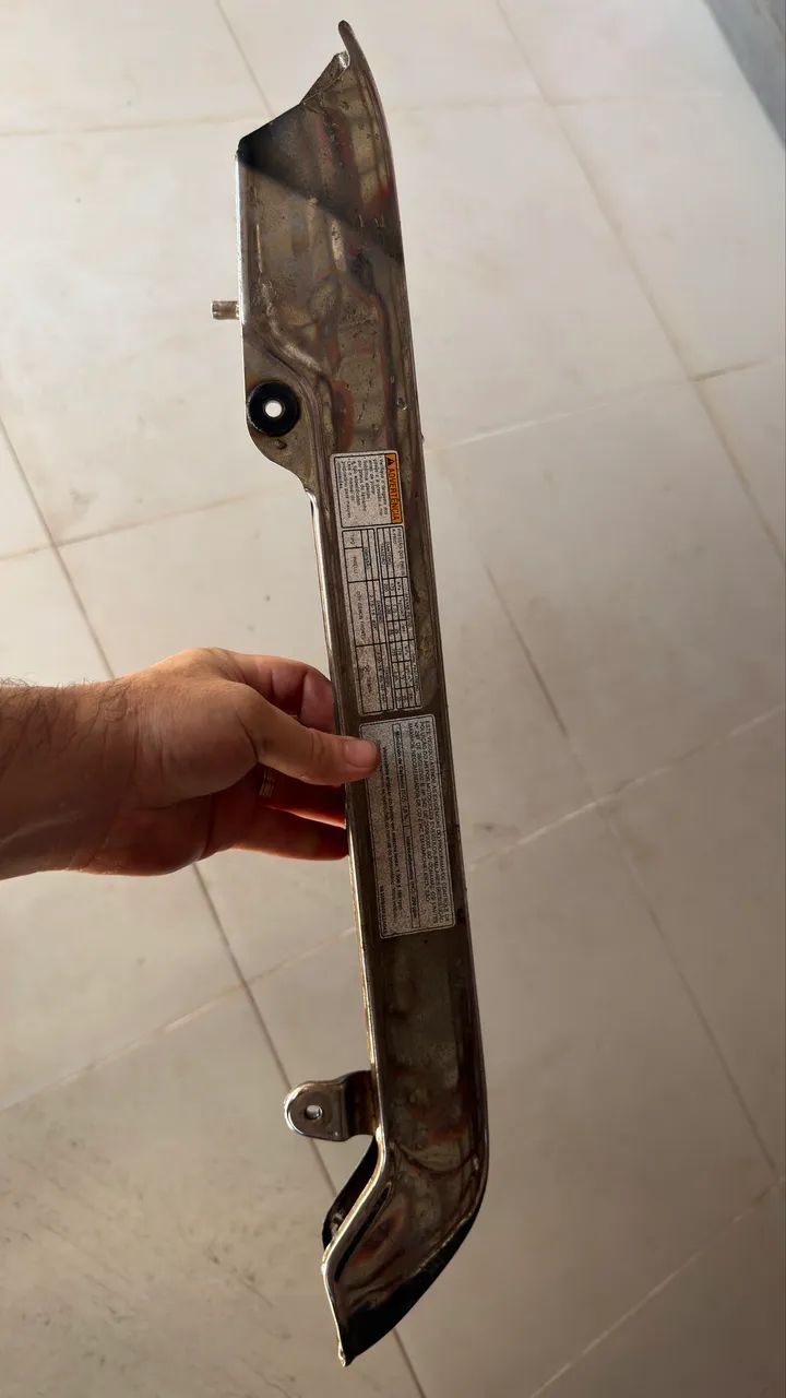 Capa da corrente Intruder 125
