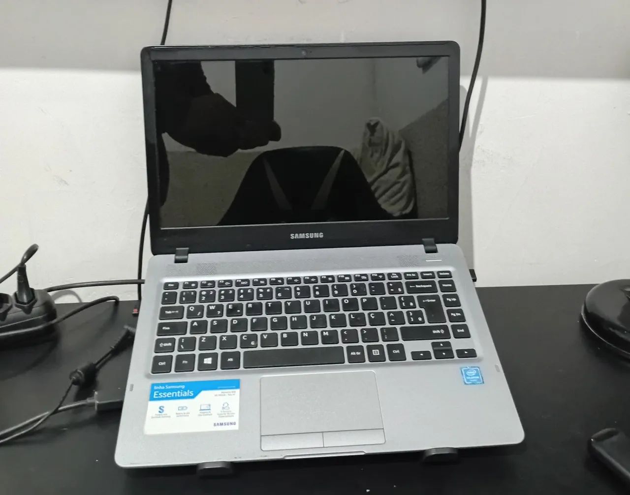 Notebook Samsung Essentials 300E