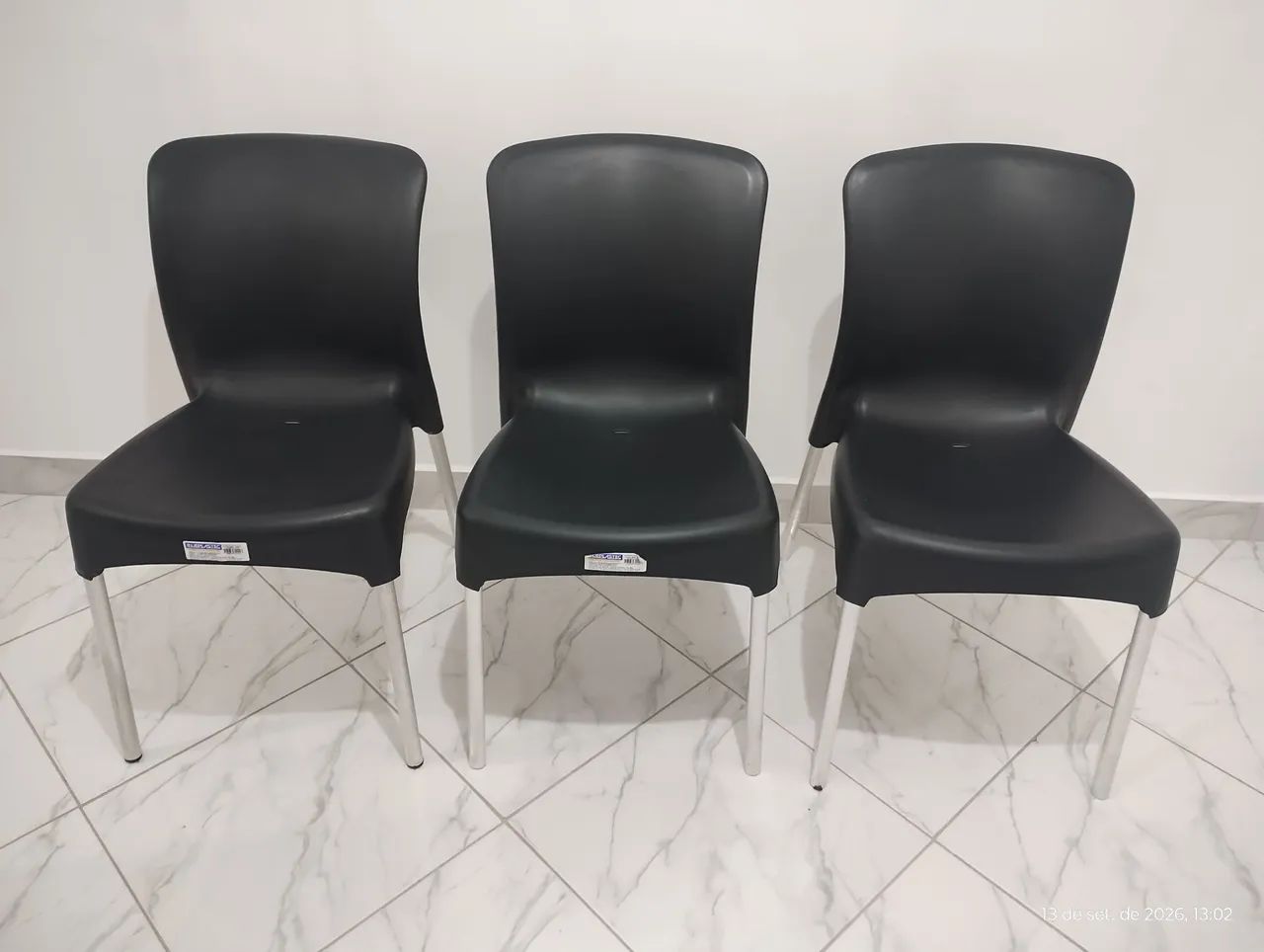 Kit três cadeiras reforçadas 