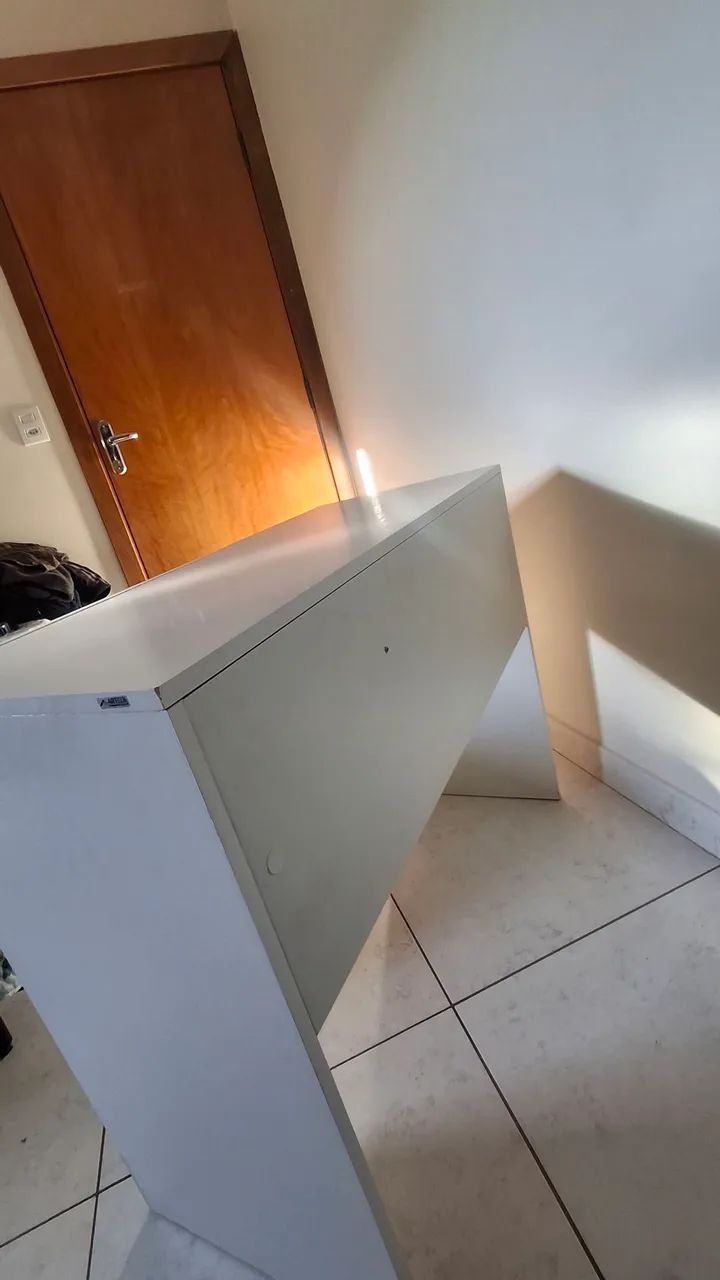 Escrivaninha pequena  - Foto 4
