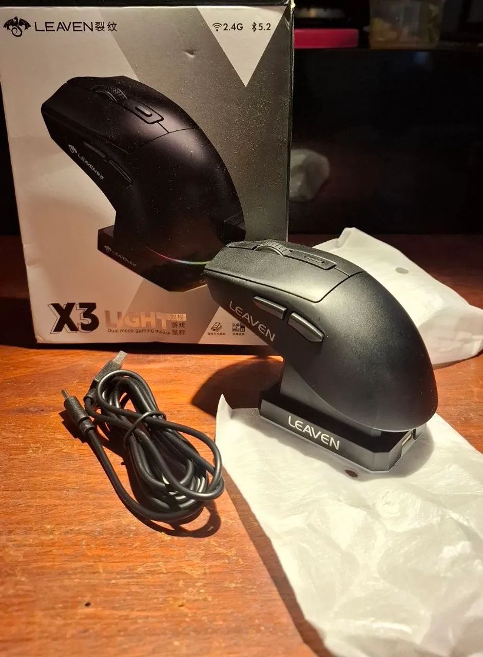 Leaven x3 mouse gamer com dock de carregamento 