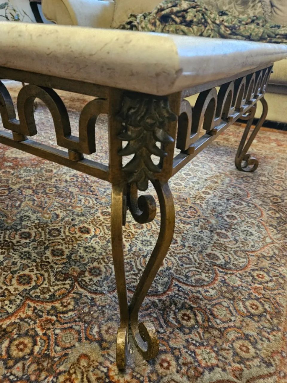 Mesa de Centro em Mármore Travertino Maciço com Vidro Bisotê 120x84 cm - Foto 3