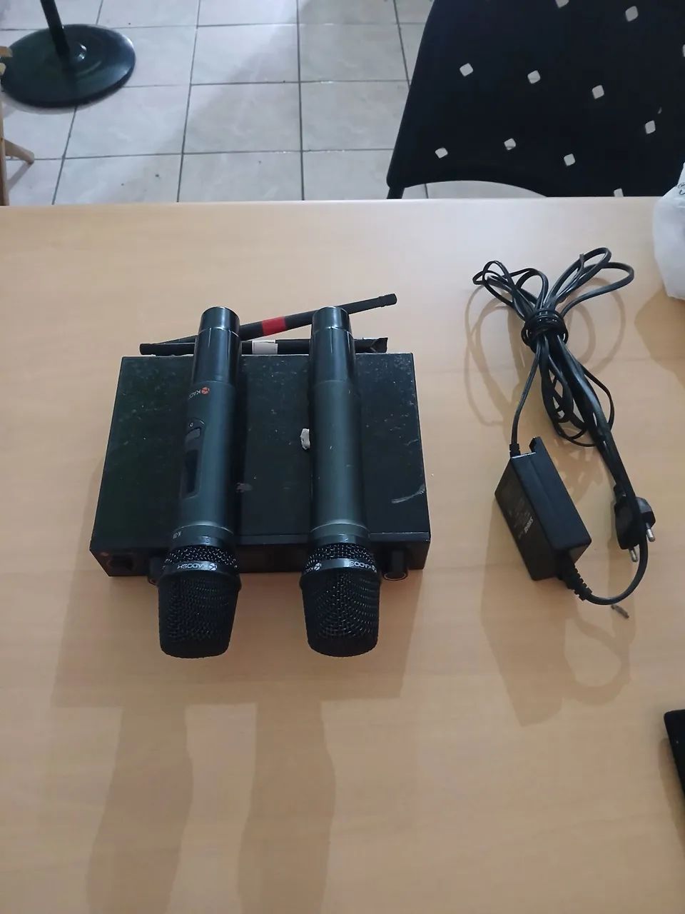 Microfone  KADOSH duplo  muito novo - Foto 2