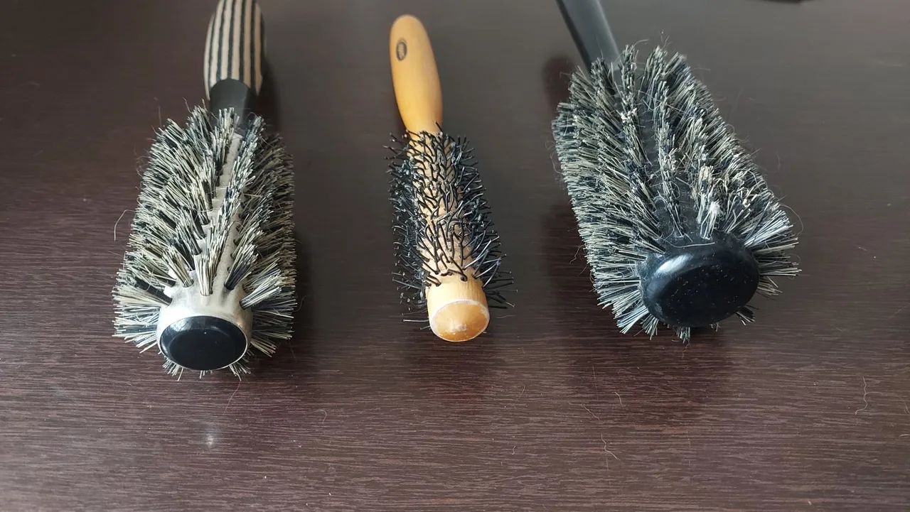 3 escovas de cabelo - Foto 5