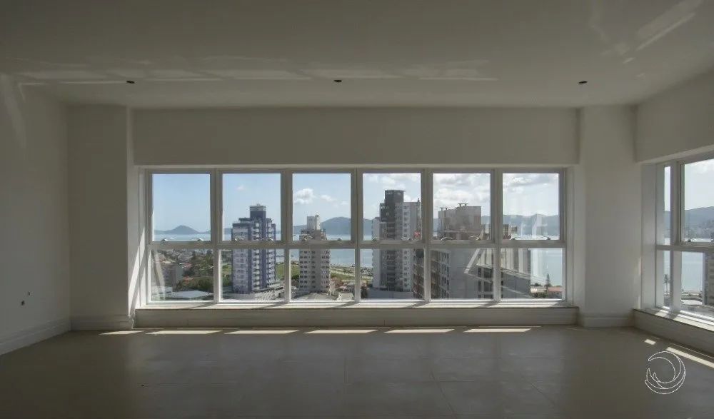 Sala Comercial com 65m² no Estreito