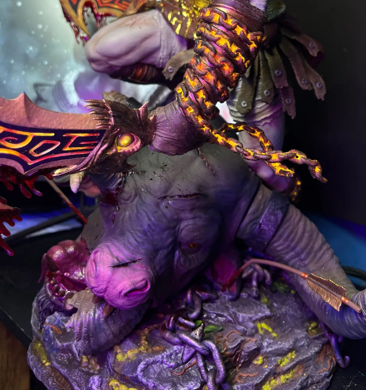 Figure Kratos  colecionável 45cm - Foto 4