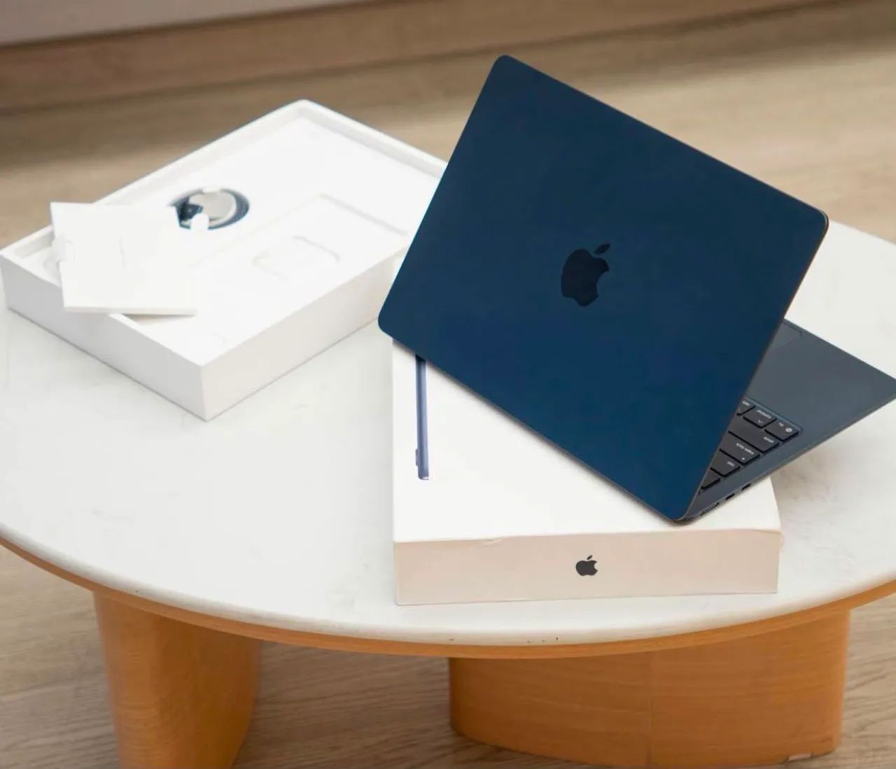 (Apple) MacBook Air 13.6 M5 - 24GB Ram + 1TB SSD - lacrado