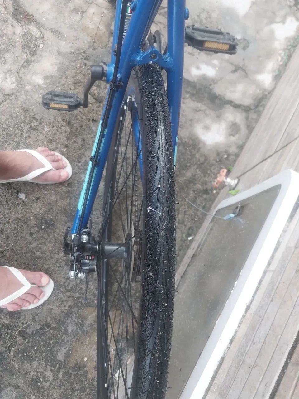 Vendo speed trinx 700c 2.1 com várias peças novas . - Foto 4