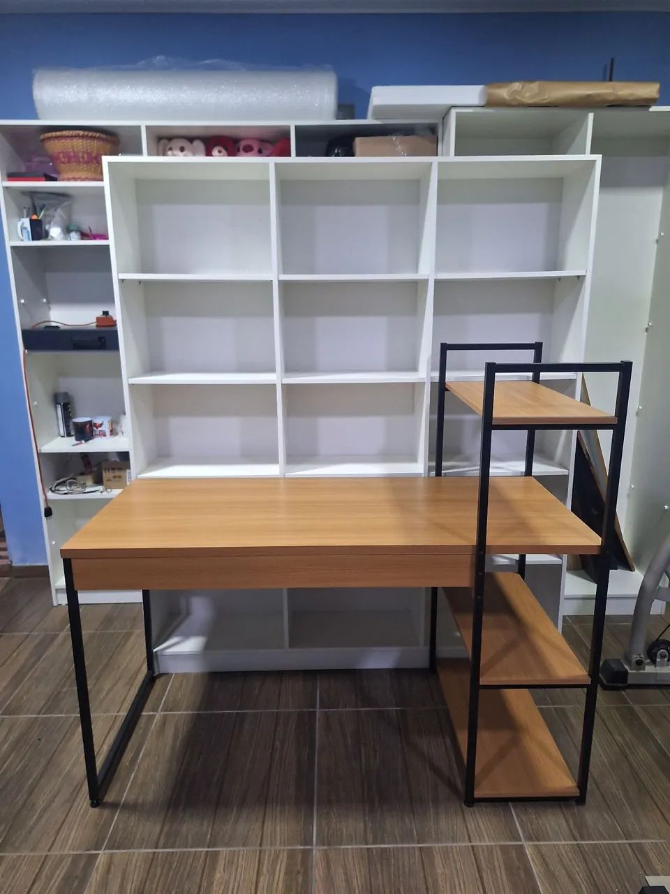 Mesa escrivaninha