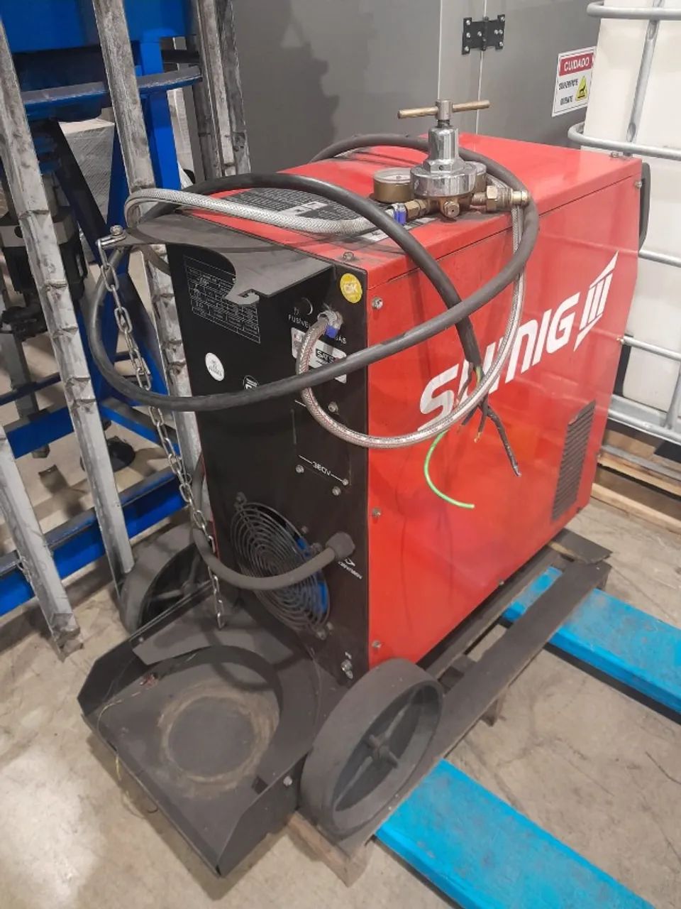 Máquina de solda SUMIG HAWK 405 semi-nova!