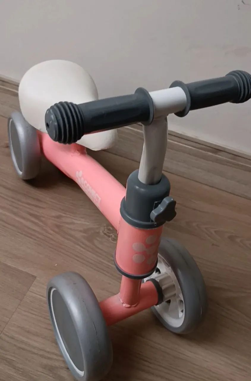 BICICLETA DE EQUILÍBRIO 4 RODAS - Foto 2