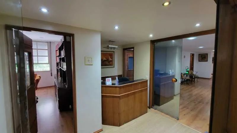 Andar - / Comercial / Centro