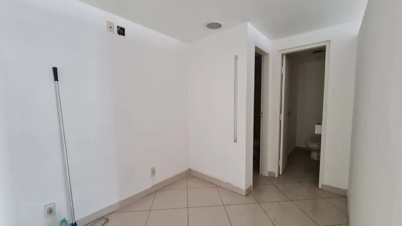 Prédio comercial na Avenida Turmalina, 9  313 m² - Foto 5