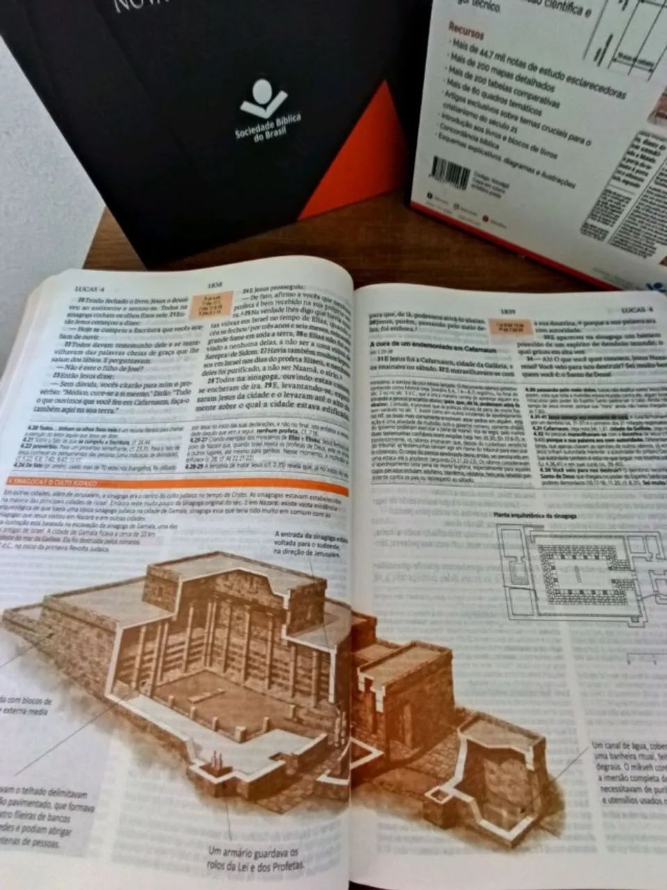 Bíblia de Estudo NAA Tamanho Grande + Caixa - Foto 2