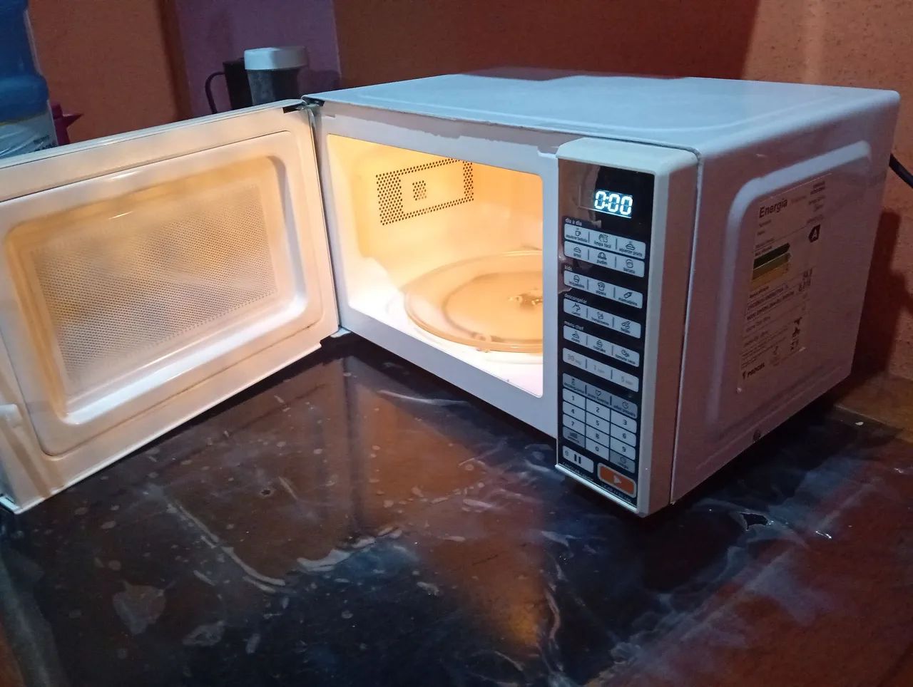 Microondas Midea top 20 litros  - Foto 5