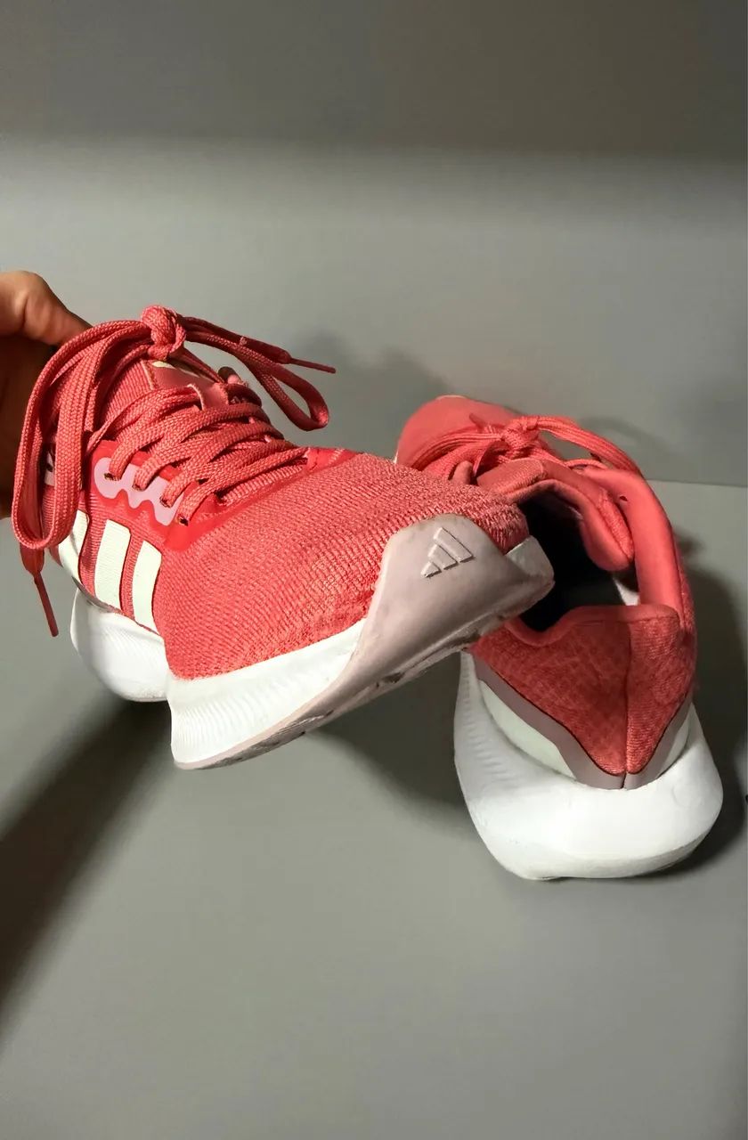 Tênis Adidas NOVO - Foto 2