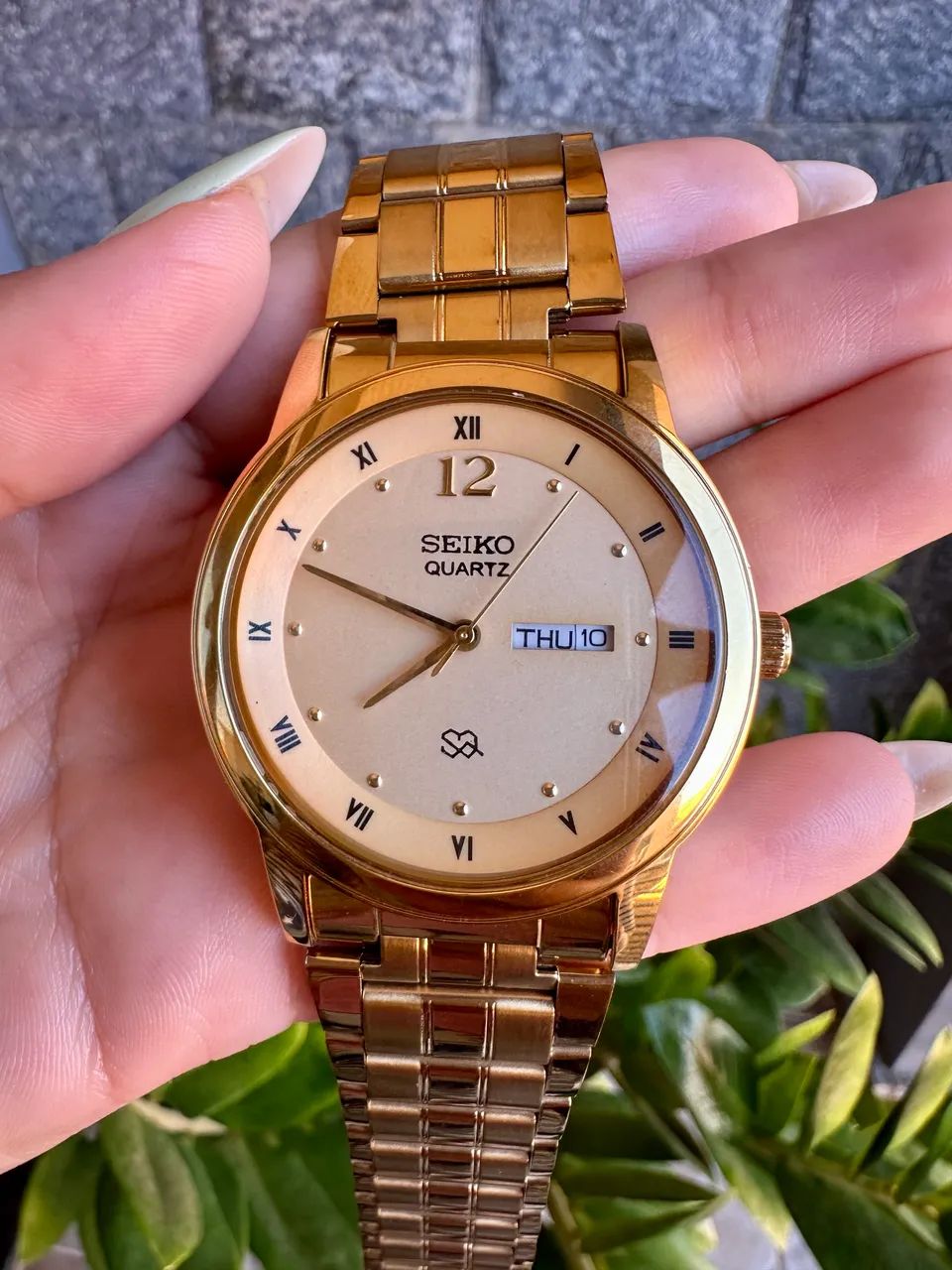 RELÓGIO SEIKO QUARTZ DOURADO  - Foto 5