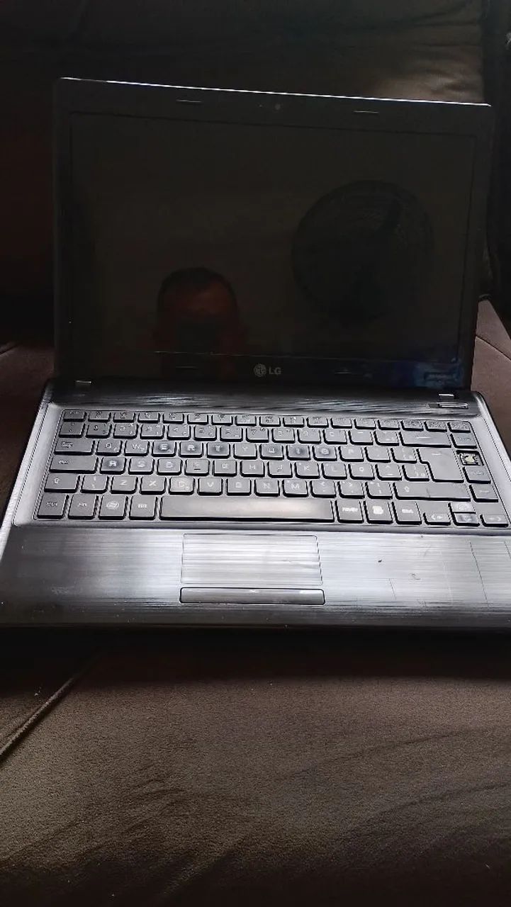 Notebook LG. Com defeito no teclado.  - Foto 3