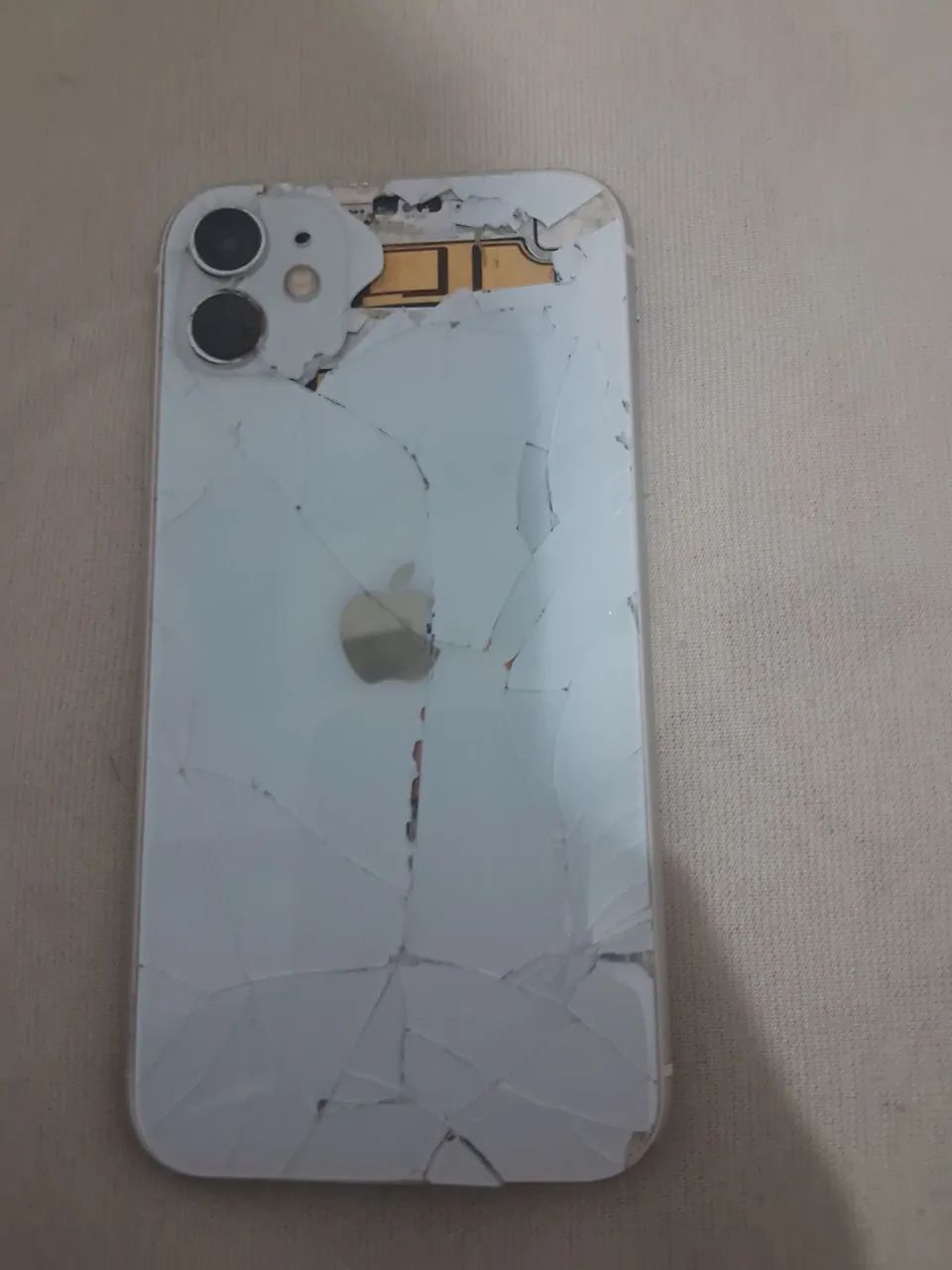 Vendo iphone 11 - Foto 3