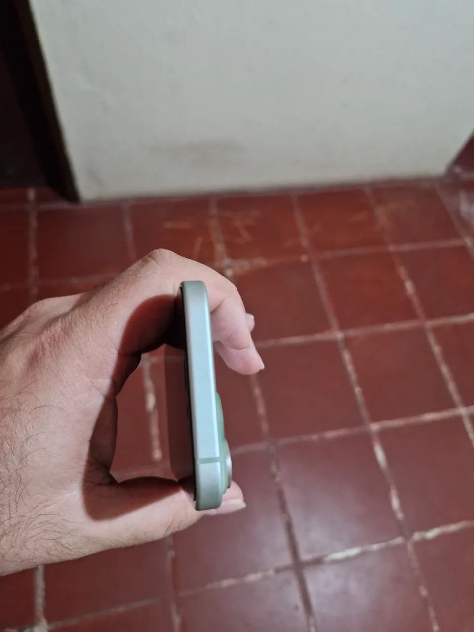 Vendo IPhone 15 128GB com Nota fiscal e todo original ! - Foto 4
