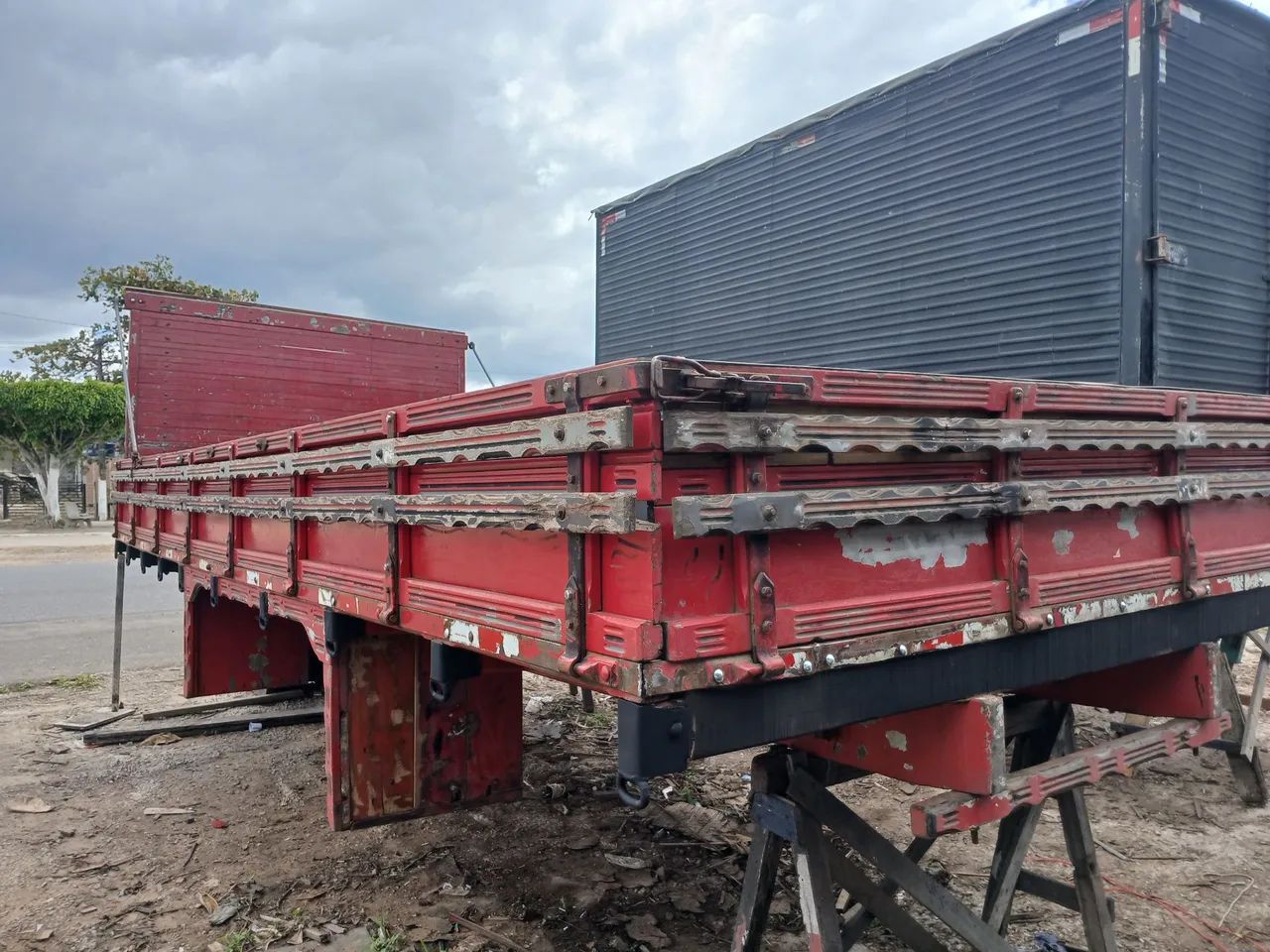 Carroceria 3x4 cielo ou 710 wolkswagen yveco Ford cargo etc  - Foto 6