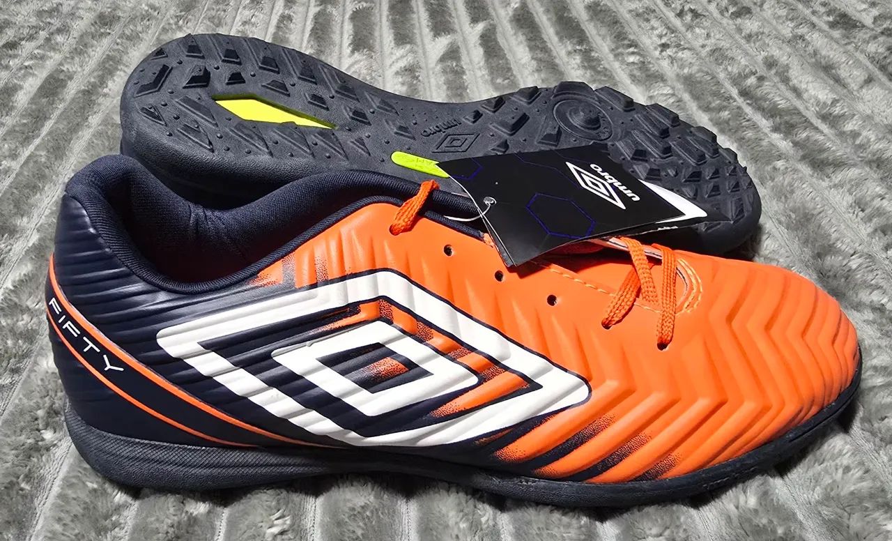 Chuteiras novas originais UMBRO, ÚLTIMAS UNIDADES! - Foto 3