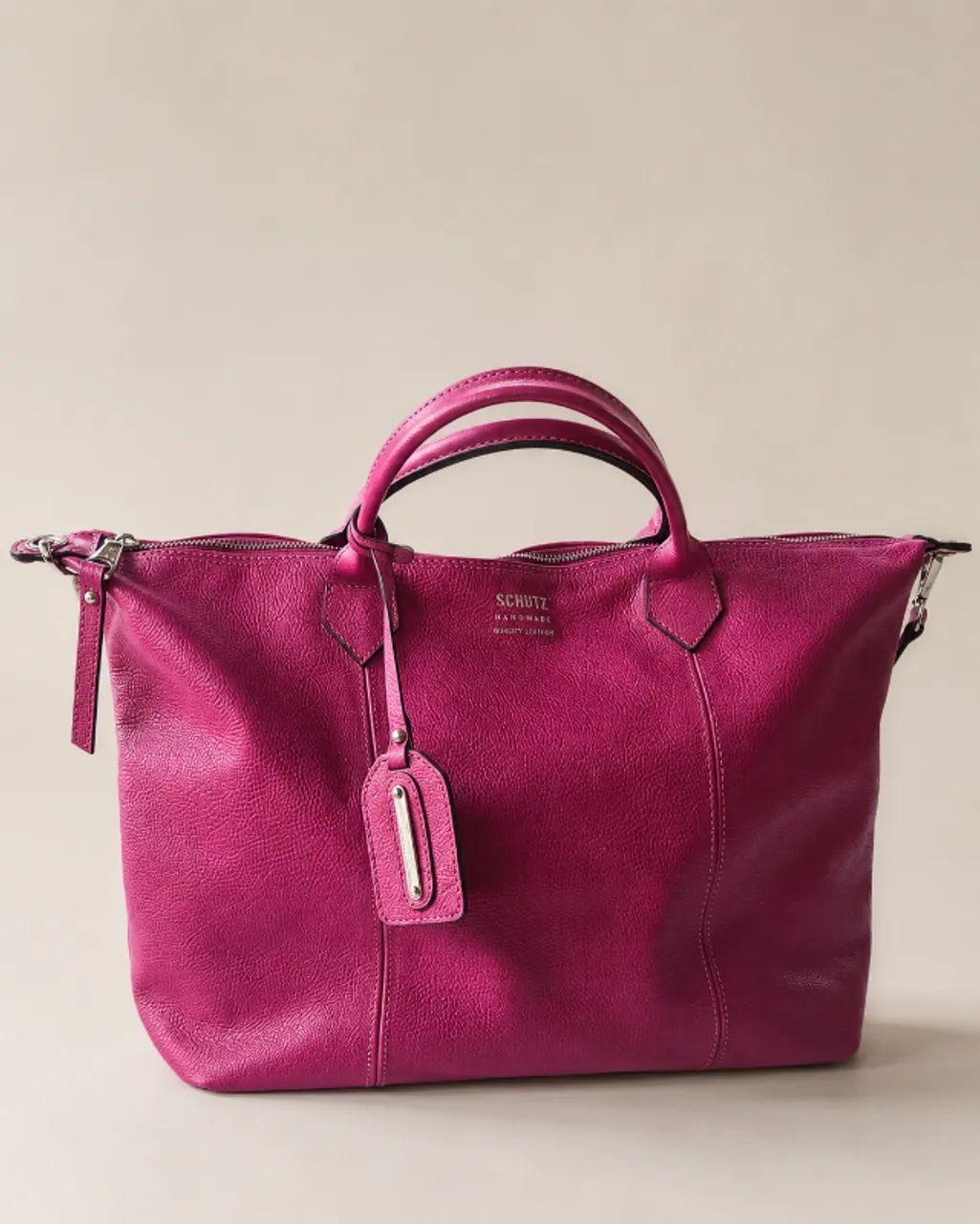 Bolsa Schutz Original em Couro Fúcsia - Grande e Superconservada - Foto 2
