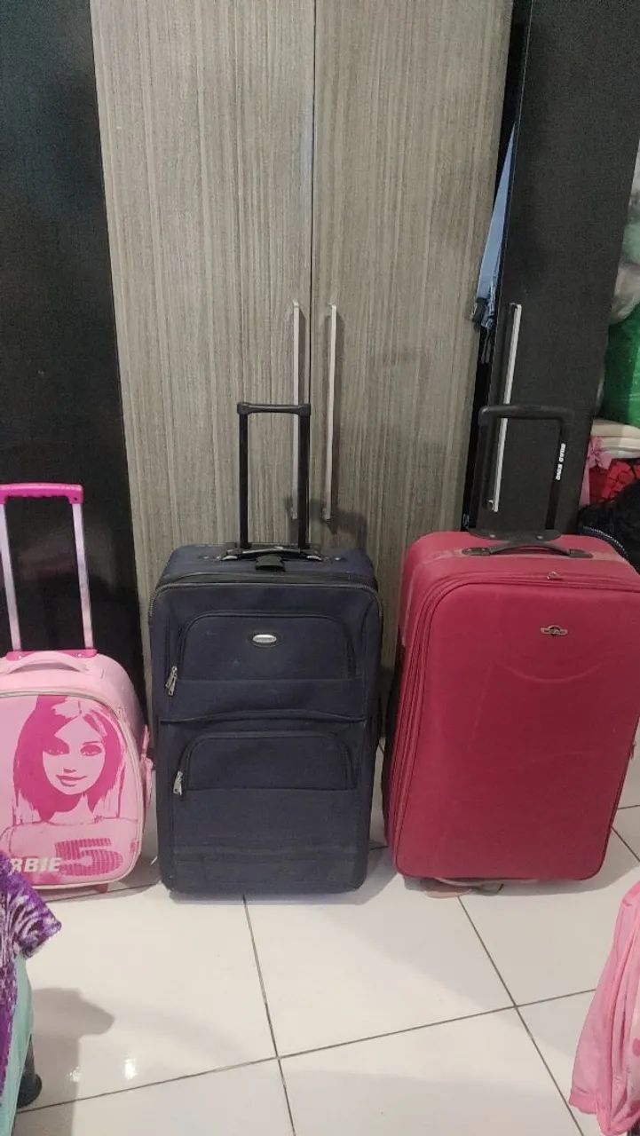 3 malas de viagem 2 adulto e uma infantil troco por TV 65 polegadas ou iPhone